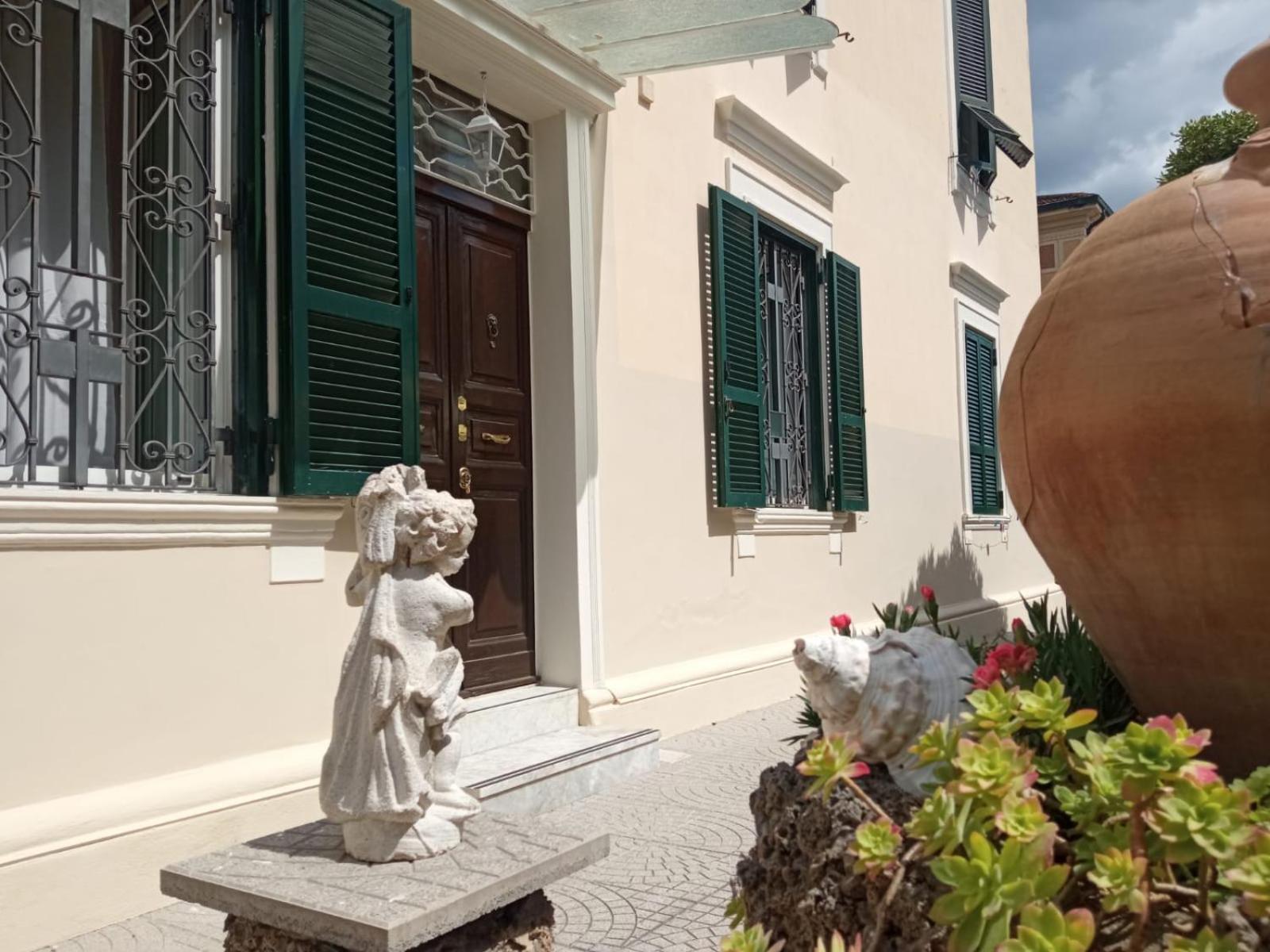 Holiday Garden House Roma Exterior photo
